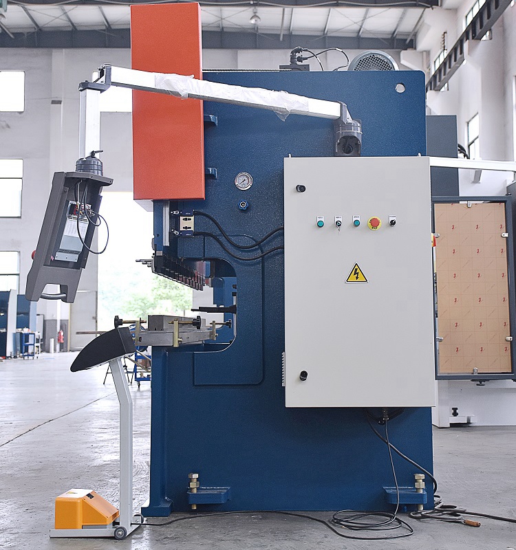100t Cnc Metal Bending Machines, 3200 Mm Cnc Sheet Press Brake With E21 100t Cnc-metaalbuigmachines, 3200 mm-cnc-bladpersrem met E21