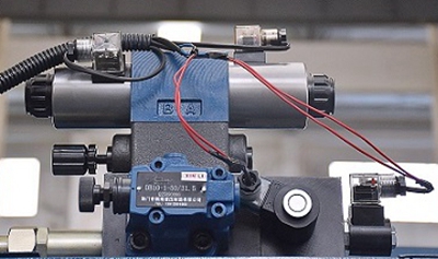 100t Cnc Metal Bending Machines, 3200 Mm Cnc Sheet Press Brake With E21 100t Cnc-metaalbuigmachines, 3200 mm-cnc-bladpersrem met E21