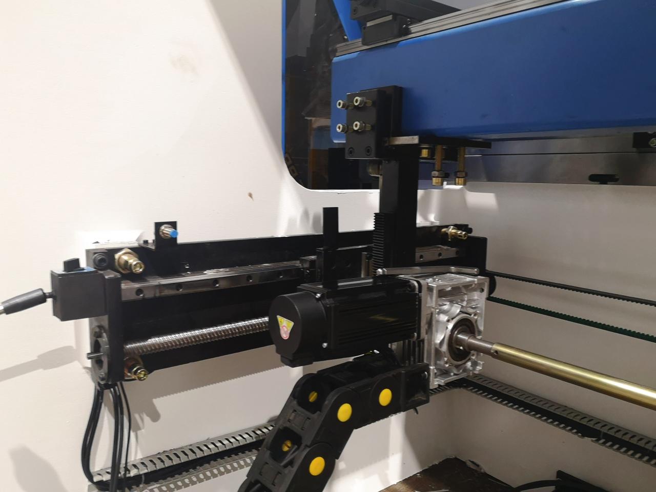 160t-4000 4-axis Cnc Hydraulic Bending Machine Press Brake 160t-4000 4-assige CNC Hydraulische Buigmachine Kantpers