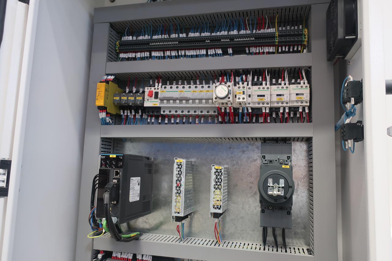 16mm Hydraulische Guillotine Scherende Machine voor Bladmetaal dat 6 Meters snijdt;