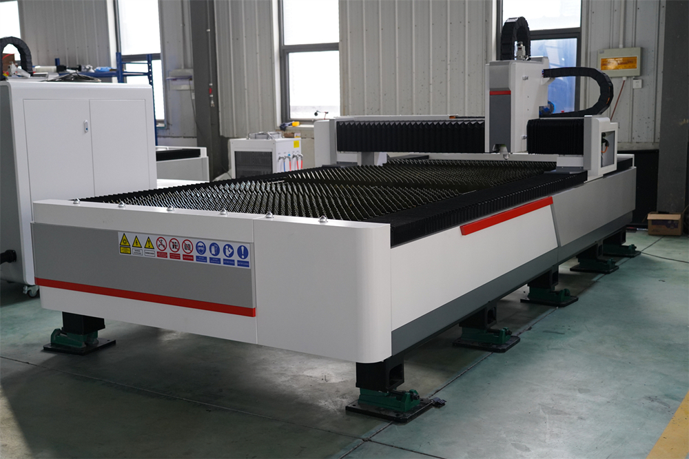 3015 4kw 1kw 2kw 3kw Stainless Steel Cnc Fiber Laser Cutting Machine 3015 4kw 1kw 2kw 3kw roestvrijstalen cnc-vezellasersnijmachine
