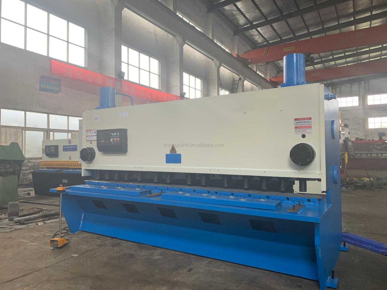 4mmx2500 Hydraulic Shearing Steel Plate Cutting Machinery Steel Plate Shear 4mmx2500 Hydraulische scherende staalplaat snijmachines Stalen plaatschaar