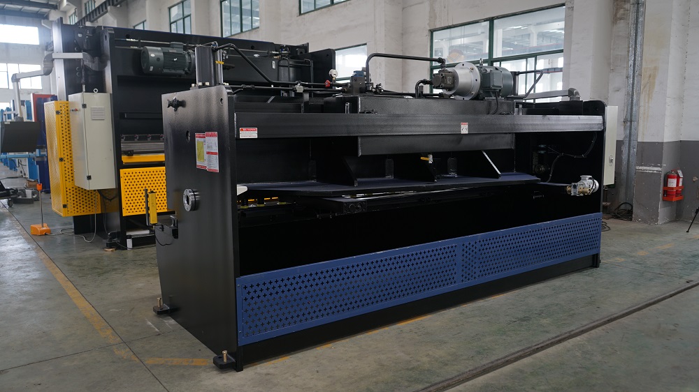 6*3200mm Guillotine Shears Metal Shear Hydraulic Iron Sheet Cutting Shearing Machine 6 * 3200mm Guillotineschaar Metaalschaar Hydraulische ijzeren plaatsnijdende snijmachine