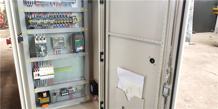 6 mm * 3200 hydraulische stalen plaat snijmachines stalen plaat snijmachine