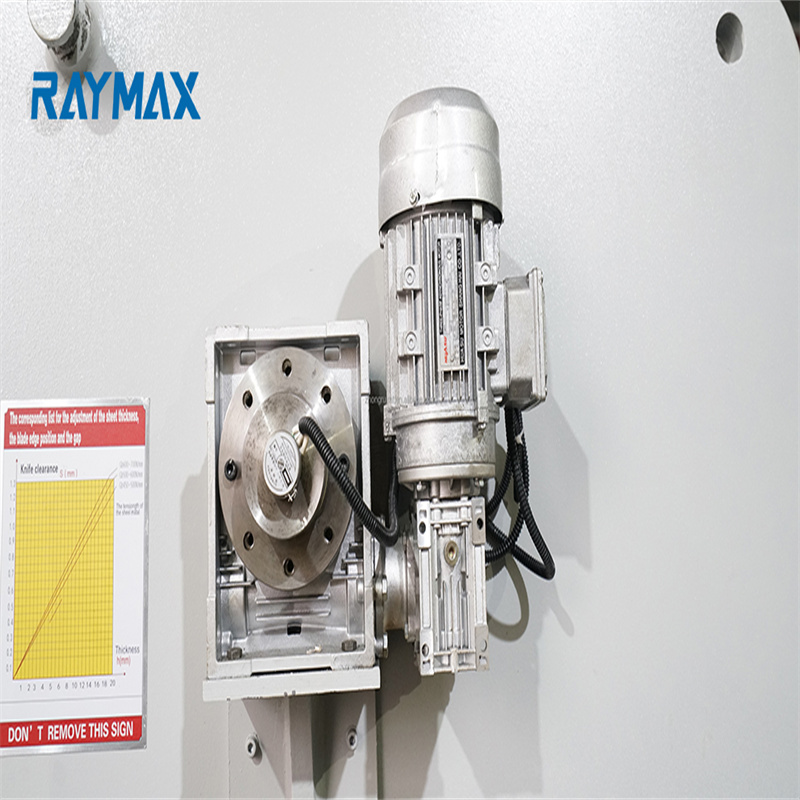 Cnc hydraulische metalen roestvrijstalen aluminium guillotine snijmachine