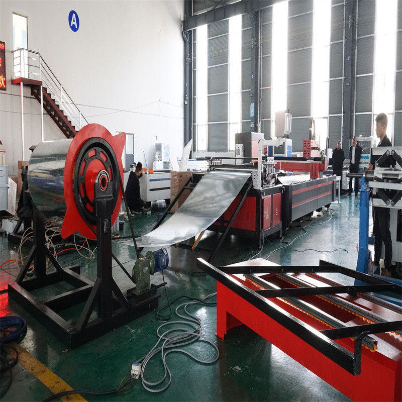 Raycus Cnc 1000w 1500w 2000w buis metaalvezel lasersnijmachine