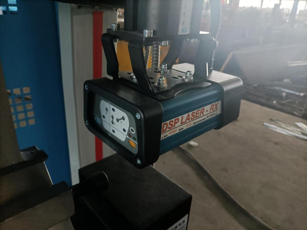 Cnc Hydraulic Press Brake Machine Bending Servo Electric Press Brake 40T Cnc Hydraulische Persrem Machine Buigen Servo Elektrische Persrem 40T