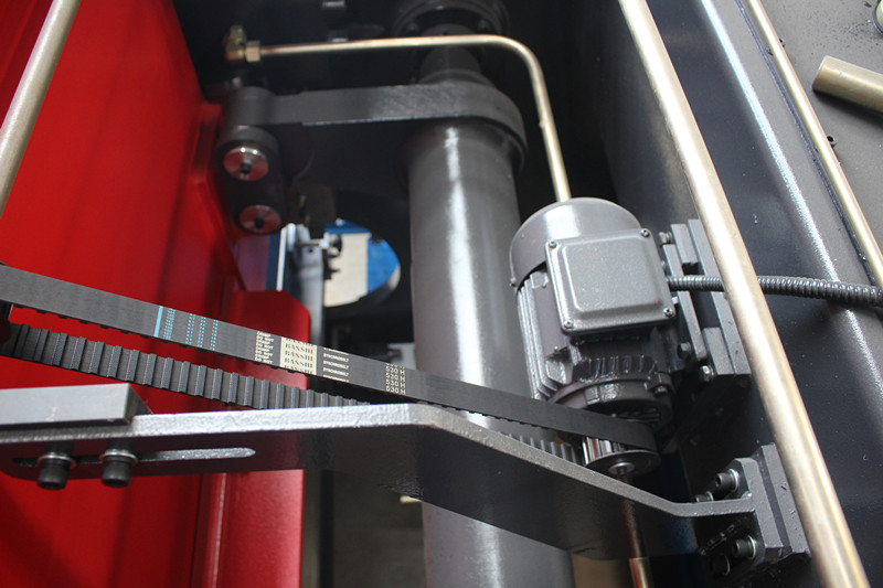 Cnc Hydraulic Press Brake Machine, Fully Automatic Carbon Steel Bending Machine Cnc hydraulische persremmachine, volautomatische koolstofstalen buigmachine