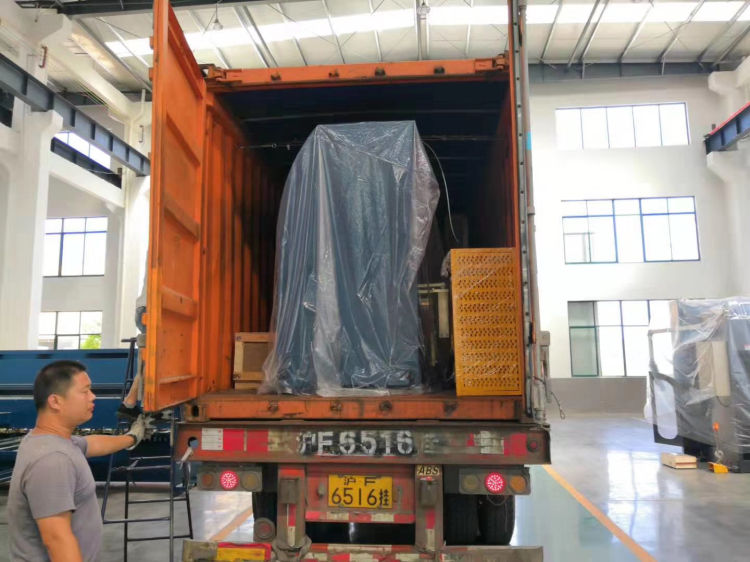 Cnc Nc Hydraulic Press Metal Guillotine Shear Machine For Carbon Stainless Steel Sheet Cnc Nc de Machine van de de Guillotinescheerbeurt van het Hydraulische Persmetaal voor het Blad van het Koolstofroestvrije staal