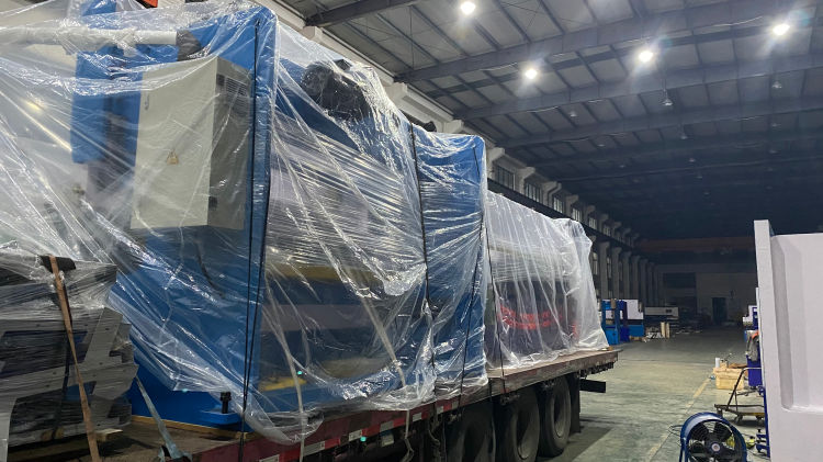 Economic Single Double Worktable Cnc Sheet Metal Fiber Laser Cutting Machine Economische Enige Dubbele Worktable Cnc de Lasersnijmachine van de Vezel van het Bladmetaal