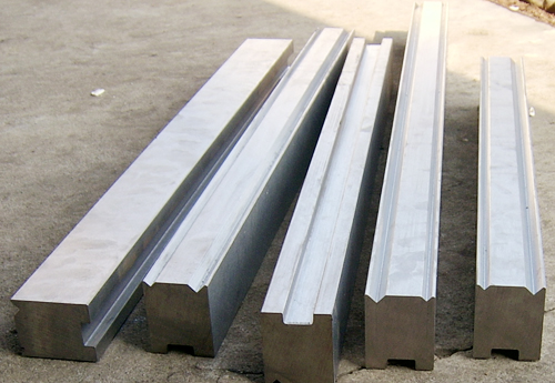 Full Automatic High Power Sheet Bending Machine And Cnc Press Brake Machine De volledige Automatische Buigmachine van het Hoge Machtsblad en Cnc Machine van de Persrem