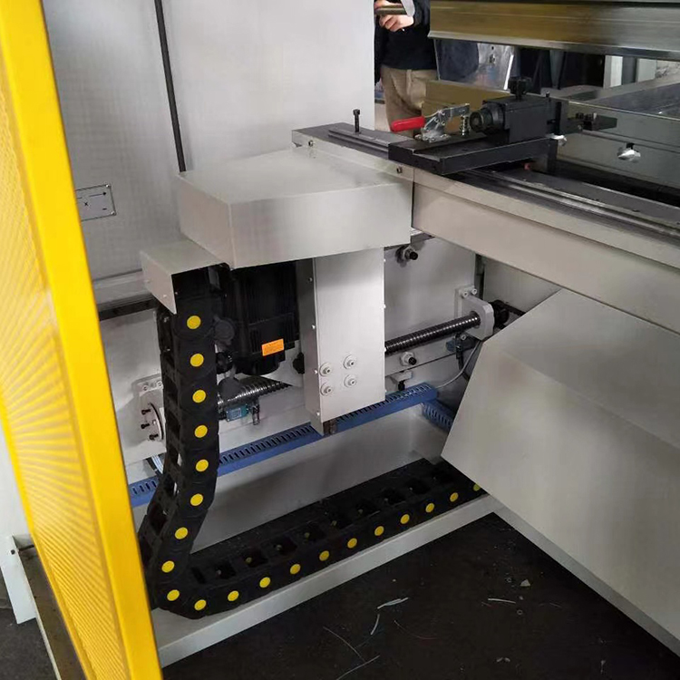 Hydraulic Press Brake Machine Acl Torsion Bar Synchro Mechanical Press Brake Hydraulische Kantbankmachine Acl Torsiestang Synchro Mechanische Kantpers
