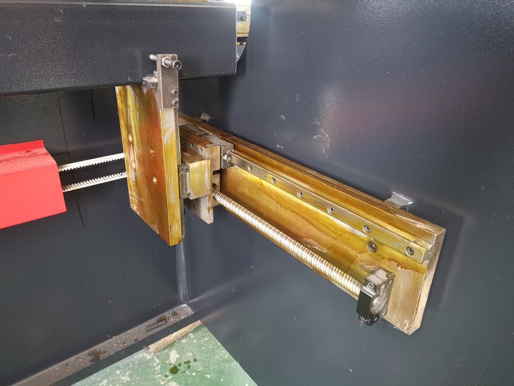 Hydraulic Stainless Steel Wc67y/k-300/6000 Mould Crowning Press Brake Hydraulische RVS Wc67y/k-300/6000 Mold Crowning Press Brake