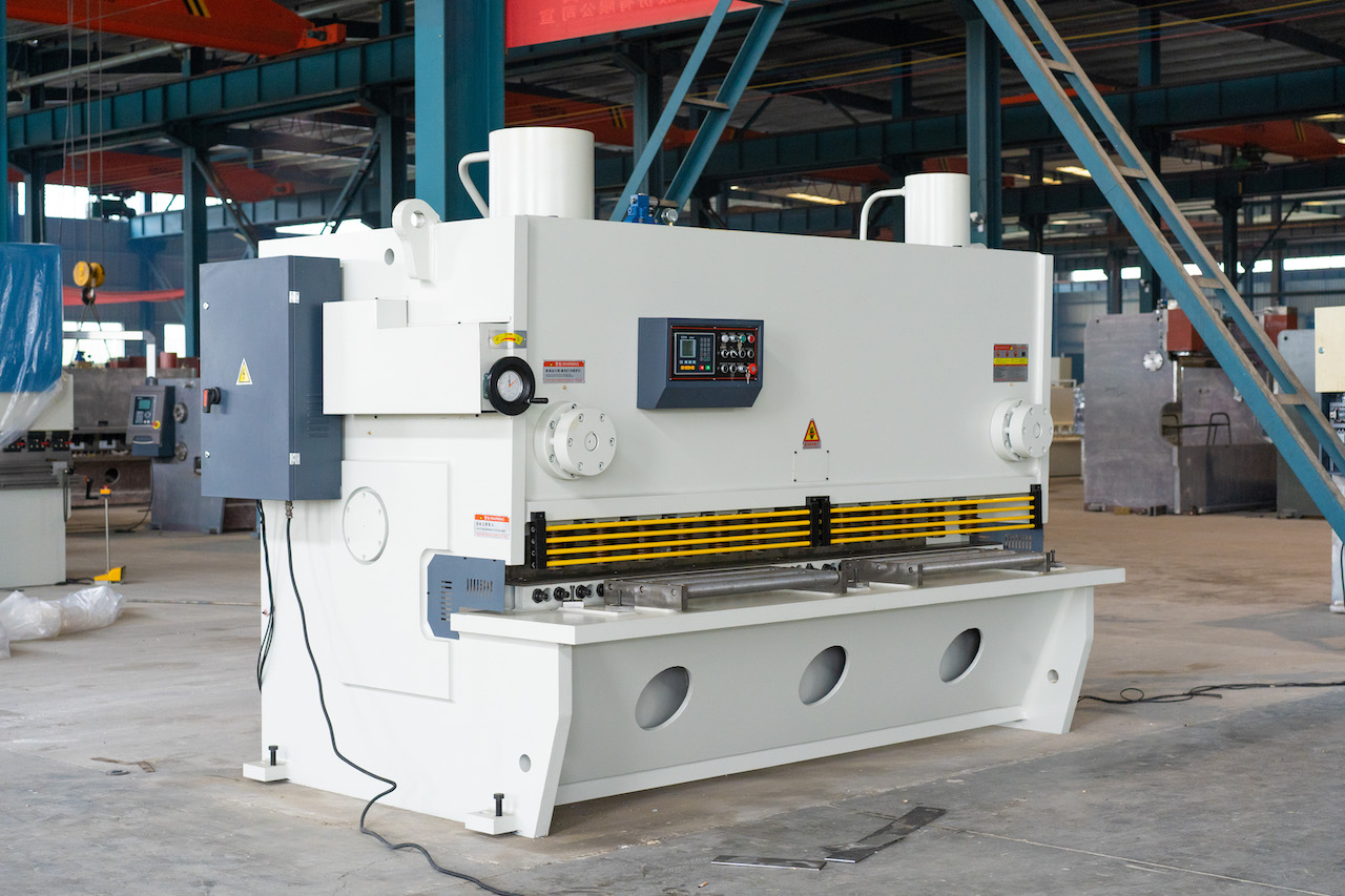 Qc11y 8x3200 Sheet Metal Shearing Machine Steel Plate Hydraulic Shearing Machine Qc11y 8x3200 plaatwerk schaarmachine stalen plaat hydraulische schaarmachine