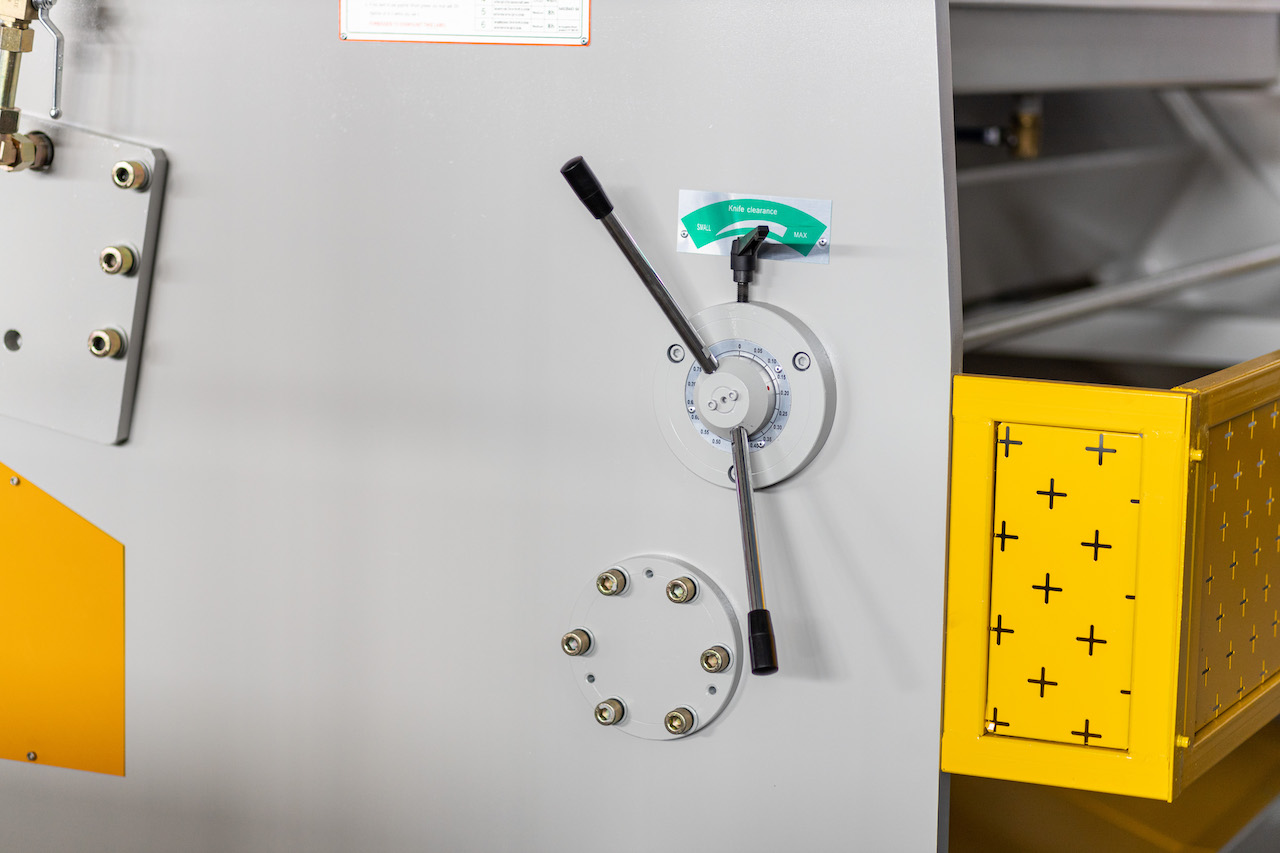 Qc11y 8x3200 plaatwerk schaarmachine stalen plaat hydraulische schaarmachine