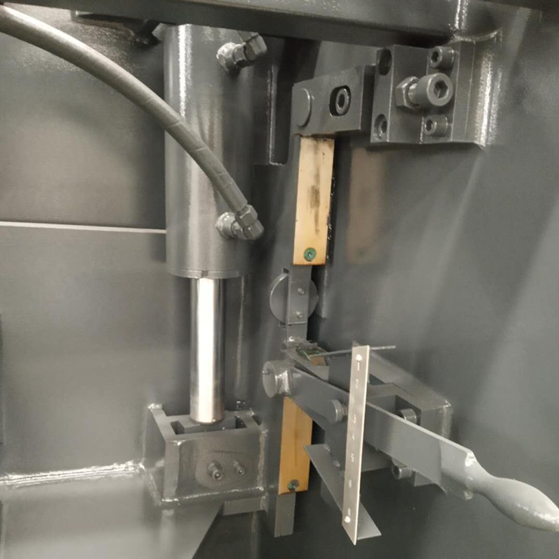 Qc12k-4x2500 Cnc Hydraulic Customized Shearing Machine Cutting Machine Qc12k-4x2500 Cnc hydraulische aangepaste snijmachine snijmachine