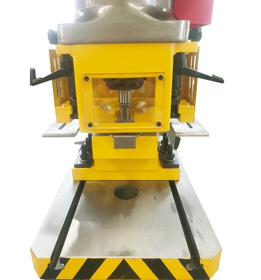 Steel Plate Angle Cutting Punching Notching Machine Hydraulic Ironworker For Sale Stalen plaat hoek snijden ponsen inkeping machine hydraulische ijzerbewerker te koop