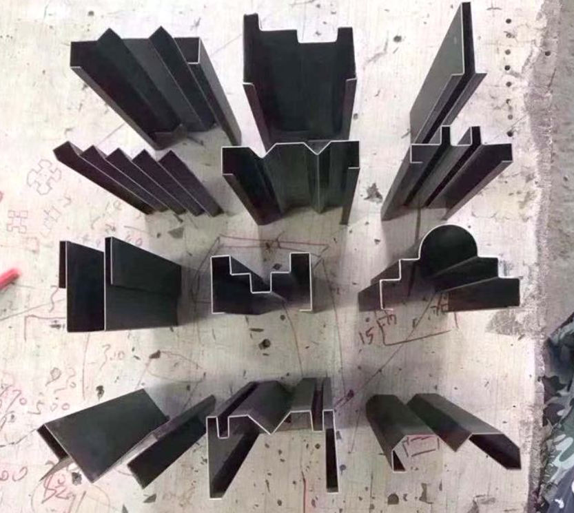 Wc67yk 80 100 160 200 Ton 3200mm E21 Nc Sheet Metal Oil Hydraulic Press Brake Price Wc67yk 80 100 160 200 Ton 3200mm E21 Nc Plaatwerk Olie Hydraulische Kantbank Prijs: